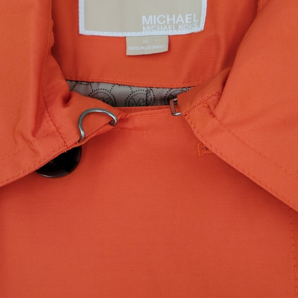 Michael Kors Double-breasted Trench Coat - Picture 3 of 6